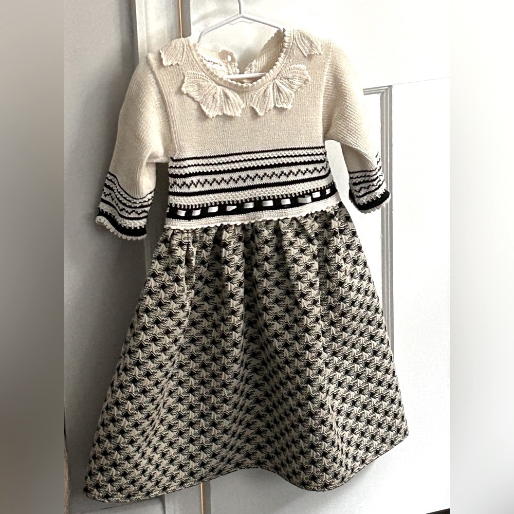 Sharan Two-Fabric Cream and Black Dress y.